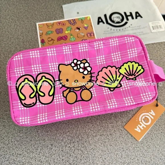Aloha Collection x Sun kissed Hello Kitty Hawaii Exclusive Pink Palaka Dopp Kit - Picture 2 of 10
